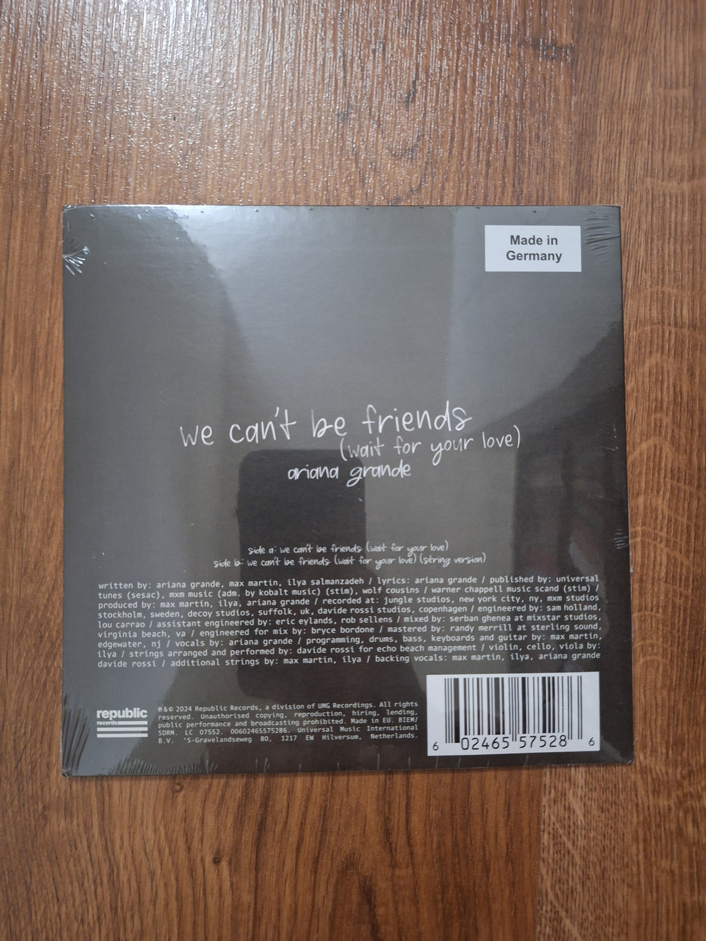 Ariana Grande: We Can’t Be Friends: Clear Vinyl 7" Single (Limited Edition) B-STOCK
