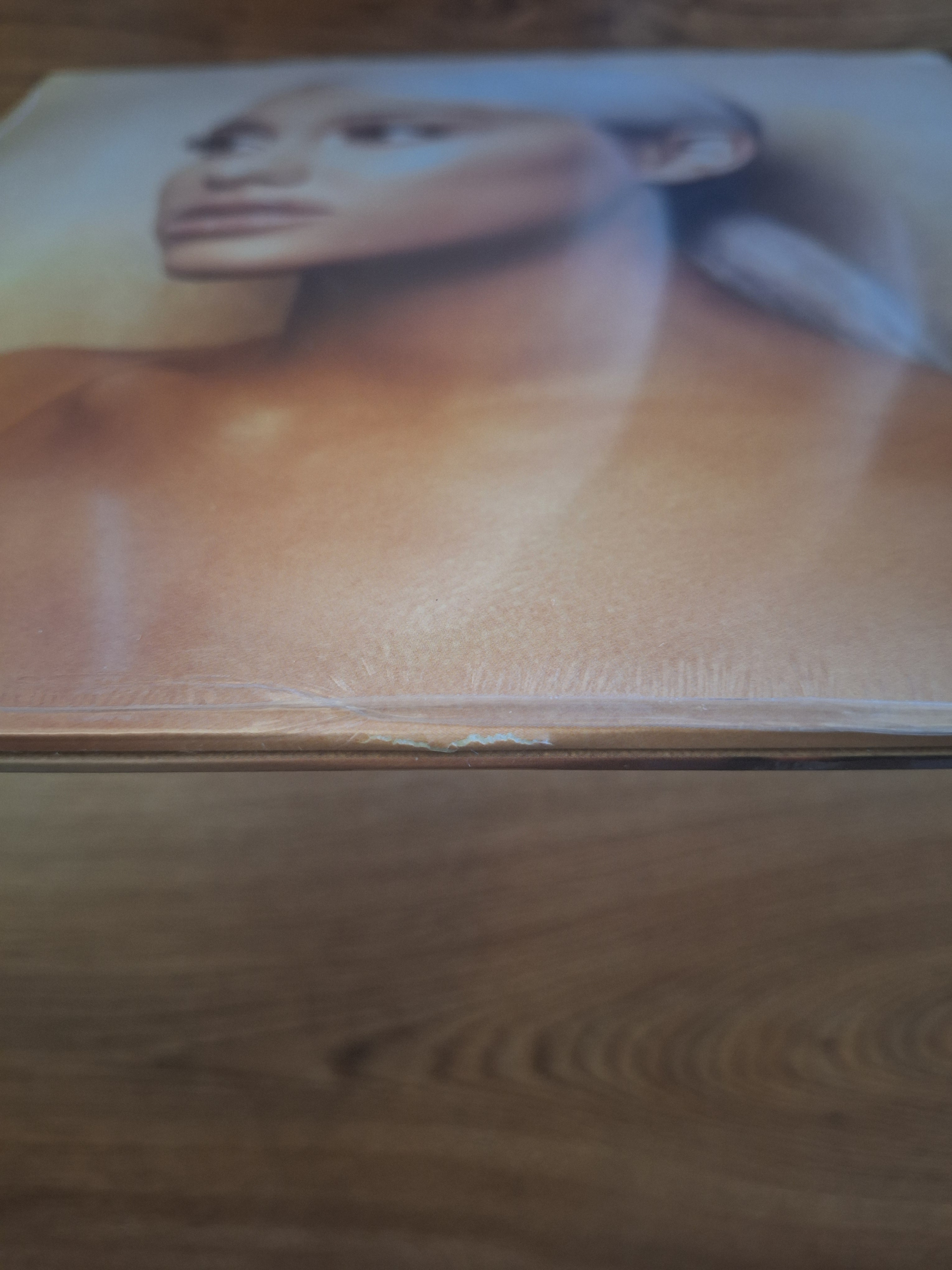 Ariana Grande: Sweetener Clear & Orange Splatter UO Vinyl B-STOCK