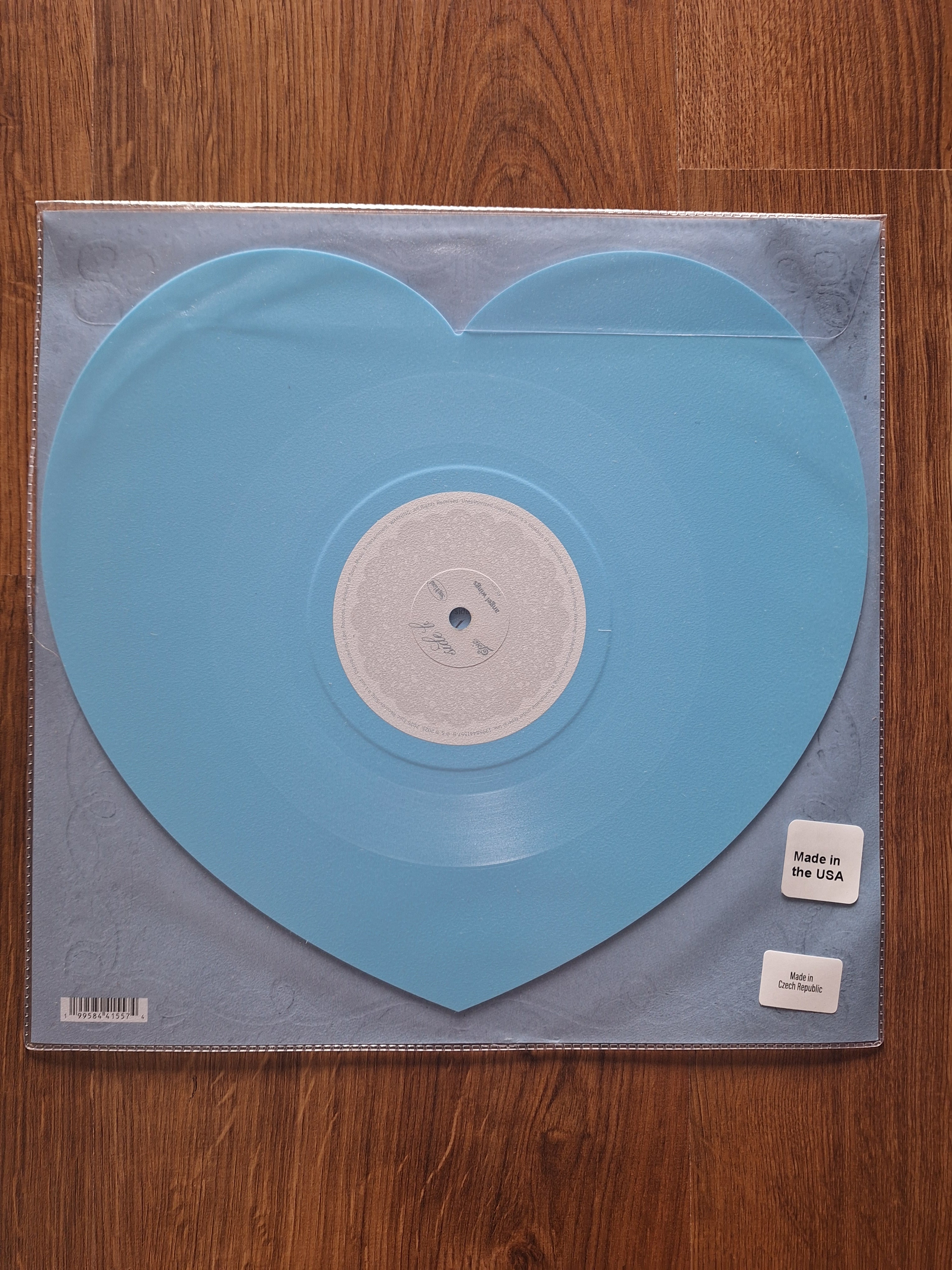 Madison Beer: bad enough / angel wings Baby Blue Heart-Shaped Vinyl UO B-STOCK Last One